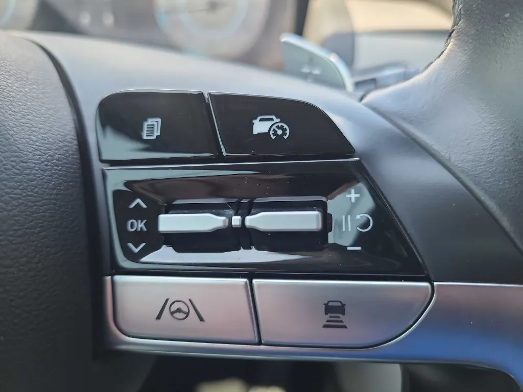 2022 Hyundai Tucson Limited - Photo 23