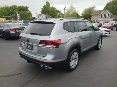 More photos of 2021 VOLKSWAGEN ATLAS SEL at Fast Lane Autos, IN