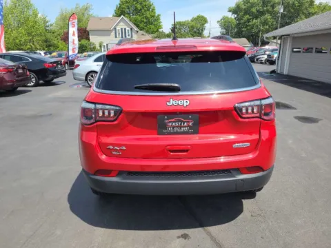 More photos of 2018 JEEP COMPASS LATITUDE at Fast Lane Autos, IN
