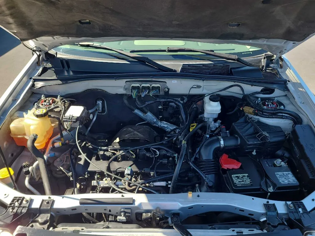 2008 Ford Escape XLS - Photo 31