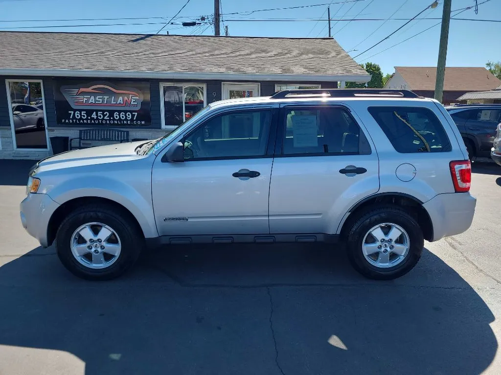2008 Ford Escape XLS - Photo 2