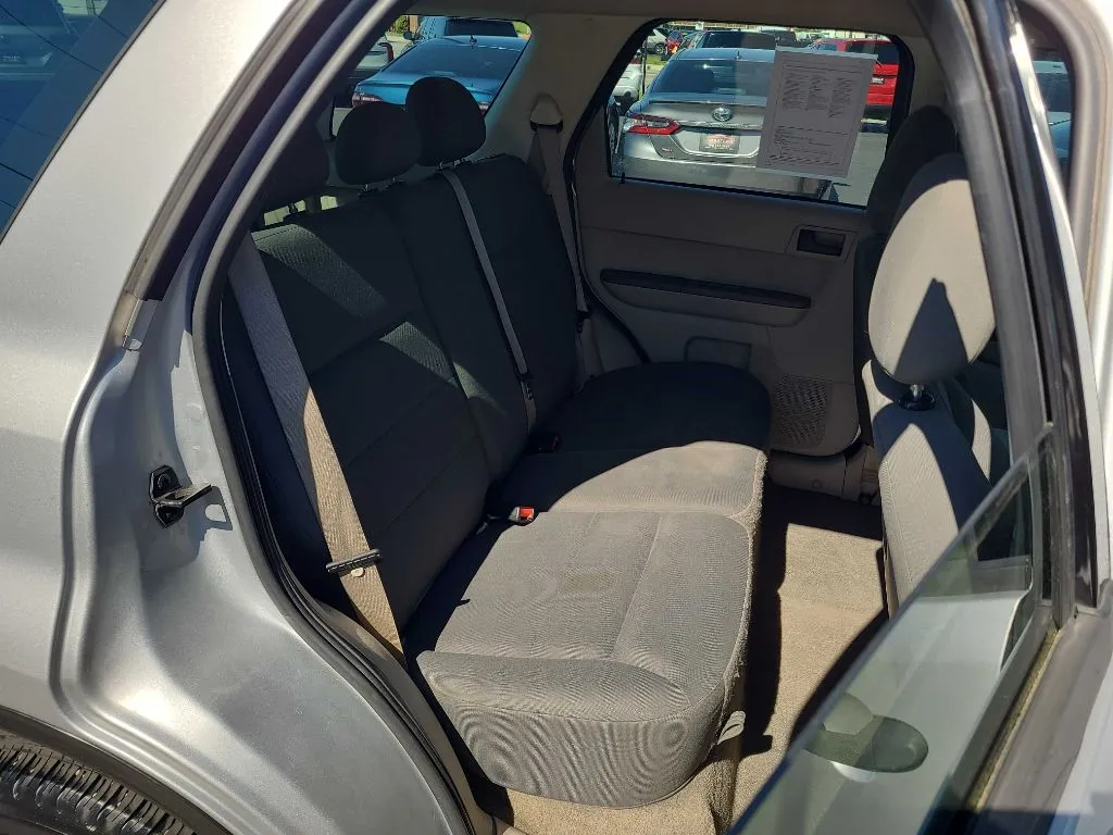 2008 Ford Escape XLS - Photo 13