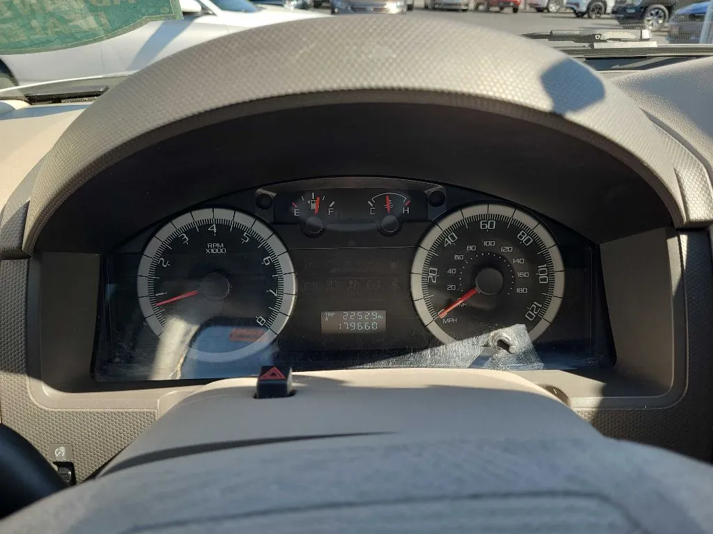 2008 Ford Escape XLS - Photo 16