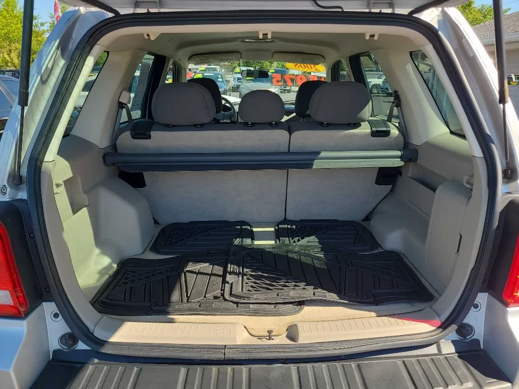 2008 Ford Escape XLS - Photo 12