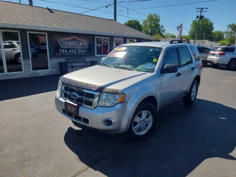 Silver 2008 FORD ESCAPE XLS for sale in Kokomo, IN