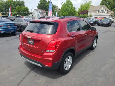 More photos of 2020 CHEVROLET TRAX 1LT at Fast Lane Autos, IN