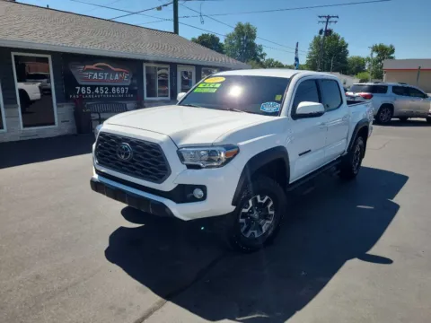 White 2021 TOYOTA TACOMA DOUBLE CAB for sale in Kokomo, IN