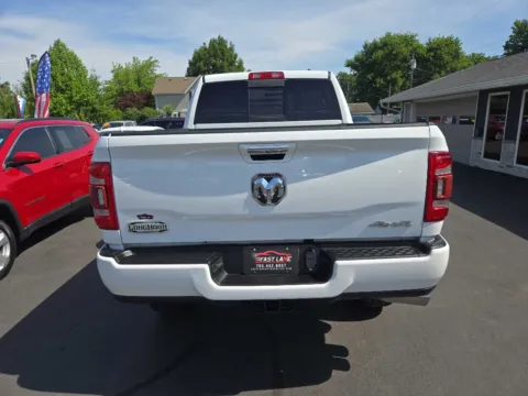More photos of 2019 RAM 2500 LONGHORN at Fast Lane Autos, IN