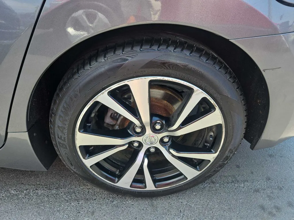 2018 Nissan Maxima SV - Photo 31