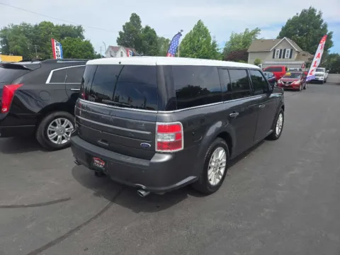 More photos of 2016 FORD FLEX SEL at Fast Lane Autos, IN