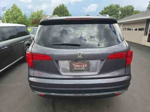 More photos of 2016 HONDA PILOT TOURING at Fast Lane Autos, IN