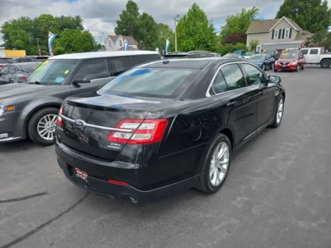 More photos of 2013 FORD TAURUS SEL at Fast Lane Autos, IN