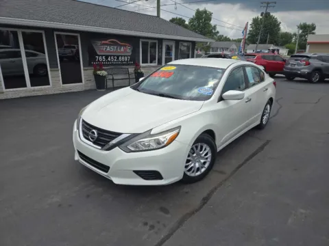 White 2017 NISSAN ALTIMA 2.5 for sale in Kokomo, IN