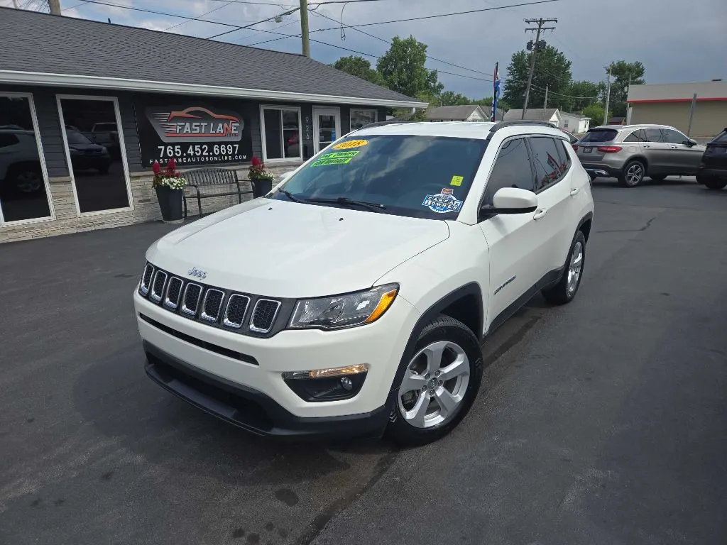 White 2018 JEEP COMPASS LATITUDE for sale in Kokomo, IN