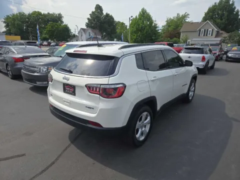 More photos of 2018 JEEP COMPASS LATITUDE at Fast Lane Autos, IN