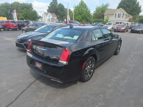 More photos of 2018 CHRYSLER 300 S at Fast Lane Autos, IN