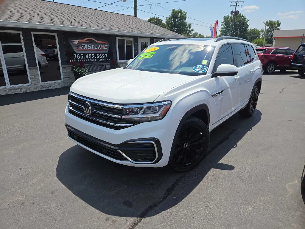 White 2021 VOLKSWAGEN ATLAS SE for sale in Kokomo, IN