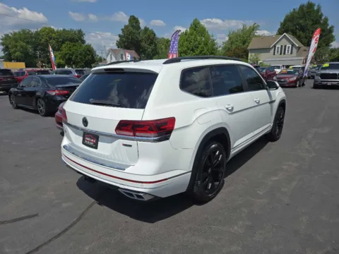 More photos of 2021 VOLKSWAGEN ATLAS SE at Fast Lane Autos, IN