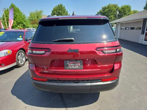 More photos of 2023 JEEP GRAND CHEROKEE L LAREDO at Fast Lane Autos, IN