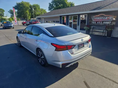 Another view of 2019 NISSAN ALTIMA SL for sale in Kokomo, IN at Fast Lane Autos