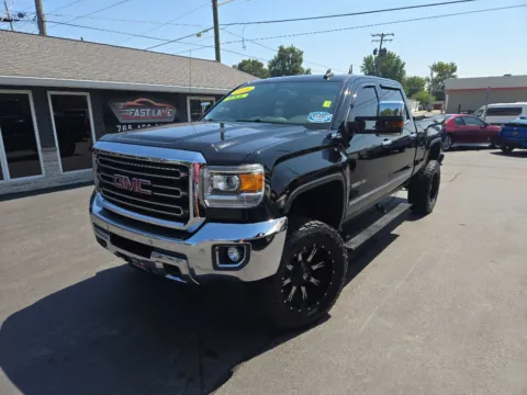 Black 2016 GMC SIERRA 2500 SLT for sale in Kokomo, IN