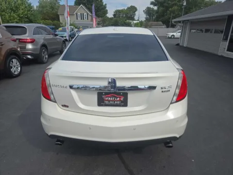 More photos of 2009 LINCOLN MKS at Fast Lane Autos, IN