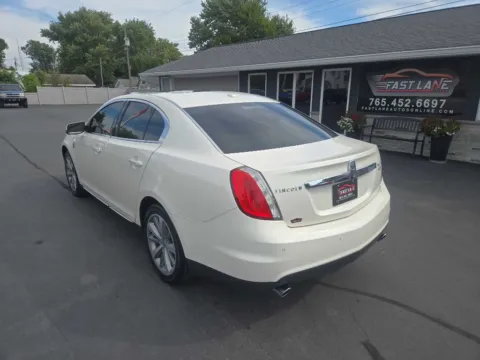 Another view of 2009 LINCOLN MKS for sale in Kokomo, IN at Fast Lane Autos