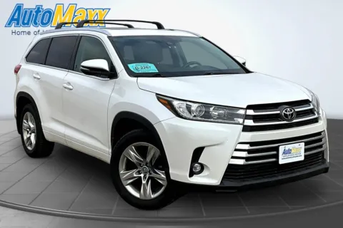 Another view of 2019 Toyota Highlander Limited for sale in Milbank, SD at Automaxx Chrysler Dodge Jeep Ram
