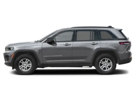Another view of 2025 Jeep Grand Cherokee Limited for sale in Milbank, SD at Automaxx Chrysler Dodge Jeep Ram