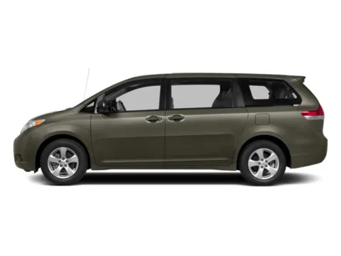 More photos of 2014 Toyota Sienna LE at Automaxx Chrysler Dodge Jeep Ram, SD