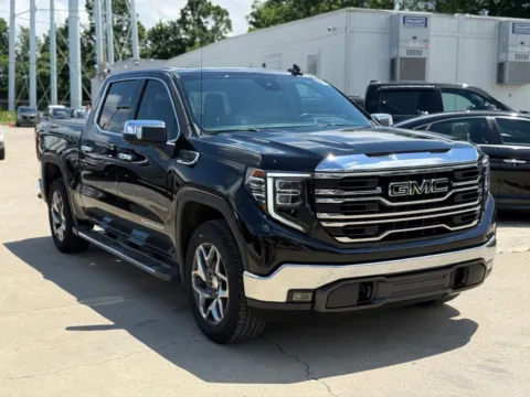 More photos of 2023 GMC Sierra 1500 SLT at Glenn Chrysler Dodge Jeep Ram, KY