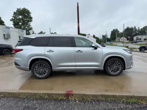 More photos of 2024 Lexus TX 350 at Glenn Chrysler Dodge Jeep Ram, KY