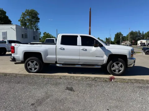 More photos of 2019 Chevrolet Silverado 2500HD LT at Glenn Chrysler Dodge Jeep Ram, KY
