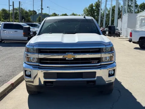 Another view of 2019 Chevrolet Silverado 2500HD LT for sale in Crestwood, KY at Glenn Chrysler Dodge Jeep Ram
