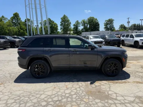 More photos of 2026 Jeep Grand Cherokee Altitude at Glenn Chrysler Dodge Jeep Ram, KY