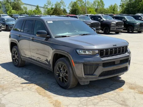 More photos of 2026 Jeep Grand Cherokee Altitude at Glenn Chrysler Dodge Jeep Ram, KY