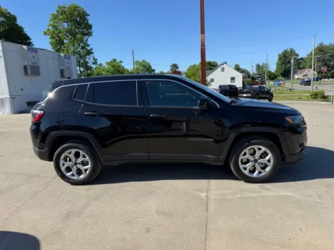 More photos of 2025 Jeep Compass Sport at Glenn Chrysler Dodge Jeep Ram, KY