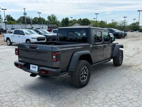 More photos of 2026 Jeep Gladiator Rubicon at Glenn Chrysler Dodge Jeep Ram, KY