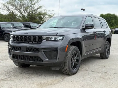 Photos of 2026 Jeep Grand Cherokee L Altitude for sale in Crestwood, KY at Glenn Chrysler Dodge Jeep Ram