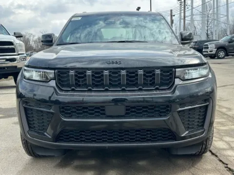 Another view of 2026 Jeep Grand Cherokee Altitude for sale in Crestwood, KY at Glenn Chrysler Dodge Jeep Ram