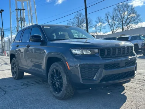 More photos of 2026 Jeep Grand Cherokee Altitude at Glenn Chrysler Dodge Jeep Ram, KY