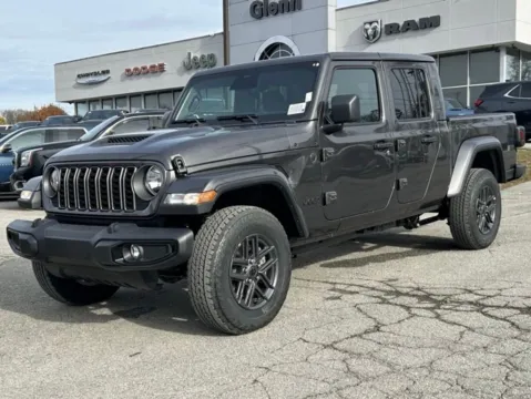 Photos of 2026 Jeep Gladiator Sport S for sale in Crestwood, KY at Glenn Chrysler Dodge Jeep Ram