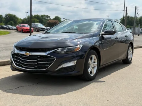 Photos of 2023 Chevrolet Malibu LT for sale in Crestwood, KY at Glenn Chrysler Dodge Jeep Ram