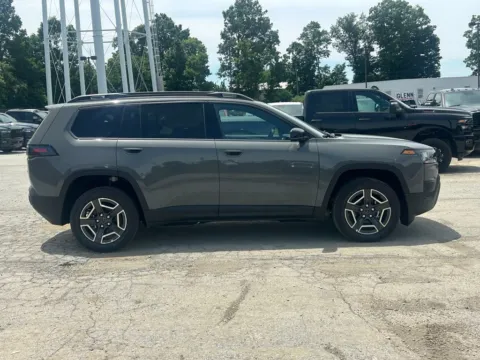 More photos of 2026 Jeep Cherokee Limited at Glenn Chrysler Dodge Jeep Ram, KY