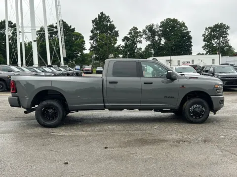 More photos of 2026 Ram 3500 Big Horn at Glenn Chrysler Dodge Jeep Ram, KY