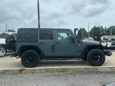 More photos of 2014 Jeep Wrangler Unlimited Sport at Glenn Chrysler Dodge Jeep Ram, KY