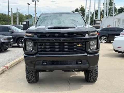 Another view of 2022 Chevrolet Silverado 2500 HD Custom for sale in Crestwood, KY at Glenn Chrysler Dodge Jeep Ram