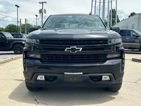 Another view of 2020 Chevrolet Silverado 1500 RST for sale in Crestwood, KY at Glenn Chrysler Dodge Jeep Ram