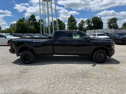 More photos of 2026 Ram 3500 Big Horn at Glenn Chrysler Dodge Jeep Ram, KY