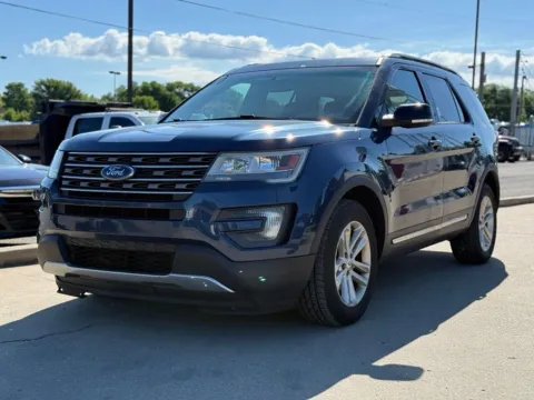 Photos of 2016 Ford Explorer XLT for sale in Crestwood, KY at Glenn Chrysler Dodge Jeep Ram